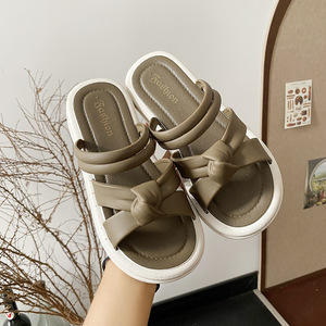 Chaussons d'hiver pour femmes et hommes, taille universelle, antidérapants, doux et chauds, chaussures d'intérieur pour l'hiver - Product Image 3