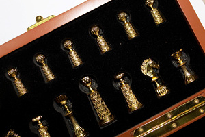Hot Sales High Quality Deluxe Tournament Board and Pieces <strong>Set</strong> Portable Folding Travel Magnetic <strong>Metal</strong> <strong>Chess</strong> <strong>Set</strong> - Product Image 6