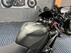 R1 EFI 1000ซีซี ซูเปอร์สปอร์ตไบค์ ระบายความร้อนด้วยน้ำ - Product Image 3