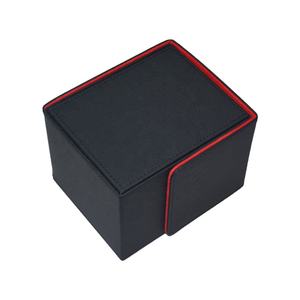 Moderne schwarze multifunktion ale Acryl-Rack-Karten halter PU-Leder-Sammelkarten Guard PS <span class=keywords><strong>Storage</strong></span> Square Deck <span class=keywords><strong>Box</strong></span> Magnet karte - Product Image 6