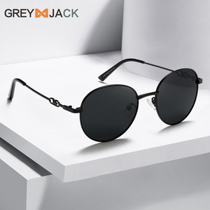 Gafas de Sol Polarizadas de Estilo Europeo Americano, Unisex, Montura Metálica Negra, Protección UV400 Tipo 3, Lentes TAC - Product Image 4