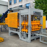 Machine de fabrication de blocs de béton QT8-15 pour la production de briques creuses