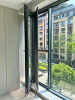 Окна распашные с терморазрывом, звукоизоляционные, из нержавеющей стали, с закаленным стеклом, жалюзийные, двойное остекление, на заказ