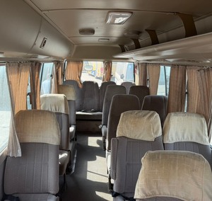 Minibús Usado Coaster, 24 Asientos, Motor <span class=keywords><strong>de</strong></span> Gasolina 3TR, Transmisión Manual, Volante a la Izquierda, en Venta - Product Image 5