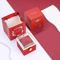 Scatola Portagioie a Cuore con Rosa Stabilizzata A1, Coperchio in Acrilico, Vano Porta Anello in Velluto, Fiore Eterno, Set Espositivo con Logo Personalizzato