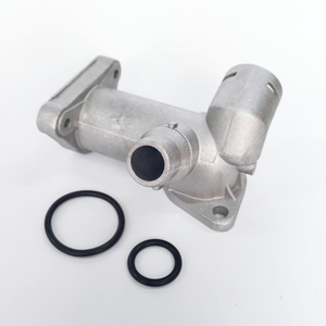 Nueva condición <span class=keywords><strong>Audi</strong></span> C5 A6 para Passat B5 culata tres vías cuatro vías calentador tubo aluminio 058 121 132 refrigeración aplicable - Product Image 3