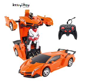 KYK nouveau <span class=keywords><strong>2023</strong></span> 2 4G geste Induction déformation Robot radiocommandé transformer Robot voiture jouets télécommande pour enfants - Product Image 2