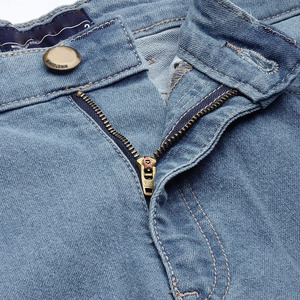 Shorts de Mezclilla Cómodos de Alta Calidad para Hombre, Venta en Línea, Precio Económico, Color Personalizado, Hechos en Pakistán - Product Image 4