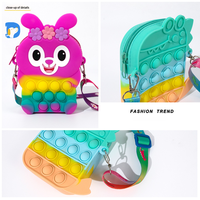 Mini sac à bandoulière en silicone à la mode avec fermeture à glissière Kitty Cat Bubble Design pour filles et enfants Accessoire pour femmes