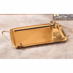 Plateau de service en métal doré antique avec poignées décoratives, plateau de service pour snacks de table, parfait pour la décoration intérieure et les événements. - Product Image 1