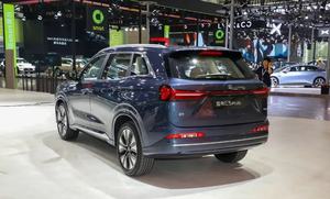 Voitures <span class=keywords><strong>SUV</strong></span> <span class=keywords><strong>Seres</strong></span> Brand Dfsk Landian E5 Plus PHEV, capacité <span class=keywords><strong>de</strong></span> la batterie <span class=keywords><strong>de</strong></span> 25 kWh, autonomie <span class=keywords><strong>de</strong></span> 165 km, voitures neuves à vendre - Product Image 3