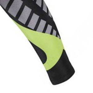 Manchons de bras élastiques personnalisés anti-UV pour le cyclisme, le basketball, le golf et les sports de plein air (vente en gros) - Product Image 3