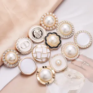 High Quality Pearl crystal Button Multi Size Round Coat Decorative Plastic Button