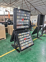 Présentoir de Sol Moderne en Métal et Acrylique pour Jeux de Cartes à Collectionner, Étagères Réglables, Éclairage LED, Écologique, Design Adapté à Tous – Vente Flash