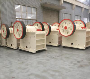 เครื่องบดแบบกราม EU รุ่น PE400x600 สำหรับแร่เหล็ก ถ่านหิน แก้ว ทองแดง หินปูน หิน แร่ดิบ เครื่องบดเคลื่อนที่สำหรับงานเหมือง - Product Image 1