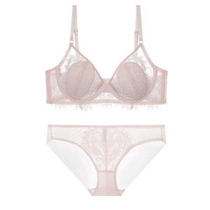 Nouvel ensemble de lingerie ultra-fine brodée pour femme mature, idéal pour lune de miel, style bikini - Product Image 2