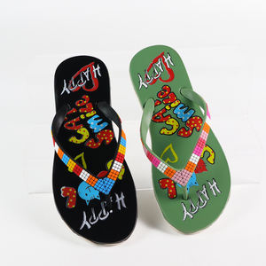 Nouveau design de chaussures pour femmes sandales sexy à bas prix avec <span class=keywords><strong>claquettes</strong></span> pour femmes - Product Image 3