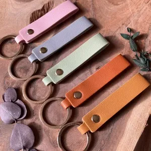 1 porte-clés en cuir personnalisé gratuit, gravure personnalisée en PU, porte-clés en cuir avec nom et date, porte-clés de mariage, cadeaux de mariage - Product Image 5