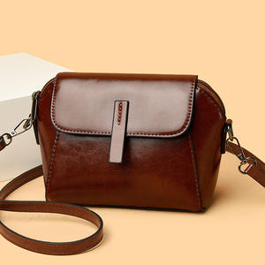 กระเป๋าถือสะพายไหล่หนัง PU ดีไซน์หรูสำหรับผู้หญิง พร้อมซิปปิด แบรนด์แฟชั่นฤดูใบไม้ผลิ Zihao - Product Image 1