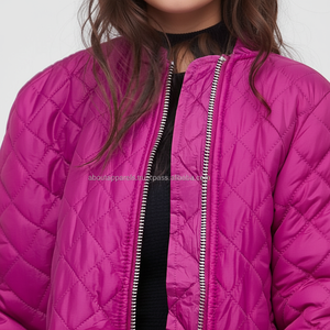 Abrigo Grueso y Elegante para Mujer, Invierno, Alta Calidad, Color Rosa Metálico Brillante, Chaqueta Acolchada con Cierre Frontal - Product Image 1