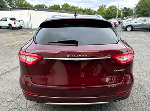 Precio bajo, Maserati Levante S 2017 usado en venta - Product Image 6