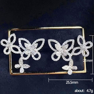 Orecchini a farfalla da donna, design cavo alla moda, eleganti e chic, stile street, gioielli per l'uso quotidiano. - Product Image 4