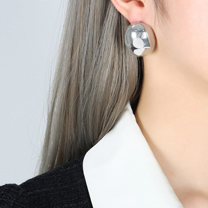 Dernières boucles d'oreilles en acier inoxydable plaqué or 18 carats, géométriques, elliptiques, surface lisse, imperméables, bijoux pour femmes, cadeaux d'anniversaire - Product Image 6