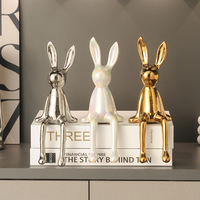 Décoration d'intérieur moderne : Sculpture de lapin en céramique électroplaquée de style européen, décoration artistique pour salon, hôtel, cadeau de luxe léger, anniversaire