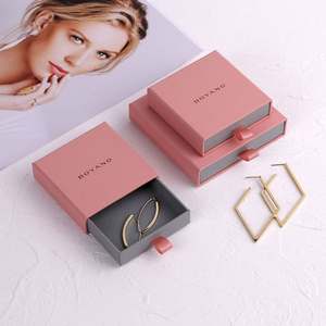 Boîte d'emballage élégante pour bijoux en papier rose avec logo personnalisé, pochette pour bracelet, accessoires, boîte cadeau pour bague - Product Image 2