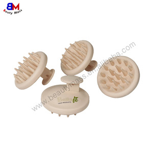 Brosse à shampoing personnalisée Brosse à shampoing de massage du cuir chevelu avec logo Brosse à shampoing de bain 2 en 1 avec manche antidérapant - Product Image 1