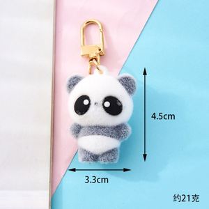 Vente en gros de porte-clés miniatures 3D en forme d'animaux de dessin animé - Pendentif en peluche mignon pour sacs, charme animal kawaii pour enfants - Product Image 5