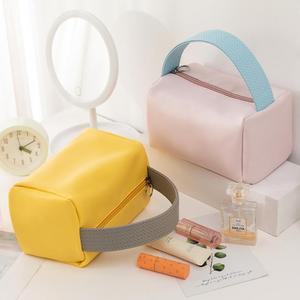 Bolsa de Maquillaje Portátil, Bolsa de Tela con Textura Crema, Bolsa Personalizada de Alta Calidad, Venta al Por Mayor Disponible - Product Image 4