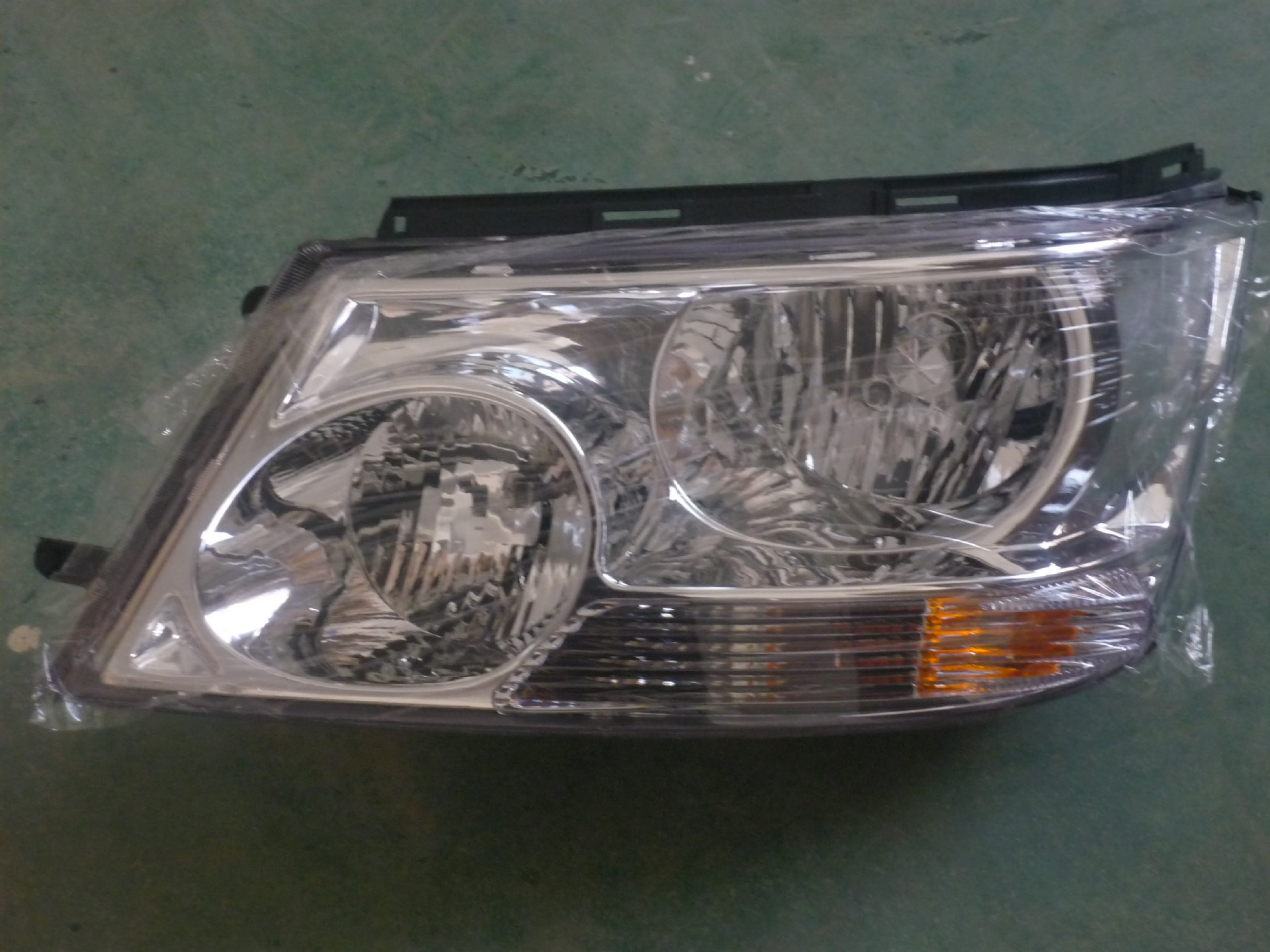 ธรรมชาติสีขาว