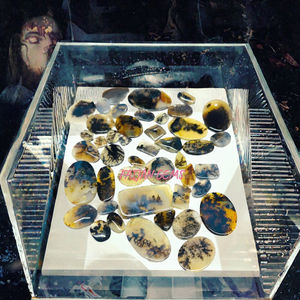 หินควอตซ์ธรรมชาติทรงเด็นดริทิก ชาร์ซาร์ รูปทรงผสม แบบคาโบชอง สำหรับทำจี้เครื่องประดับ หินสำหรับงาน DIY ผลิตจากโรงงาน ขายส่ง - Product Image 3