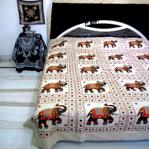 Couvre-lit indien fait à la main, beau motif de travail manuel ethnique, collection de meilleure qualité, coton à motifs brodés pour hôtels - Product Image 1