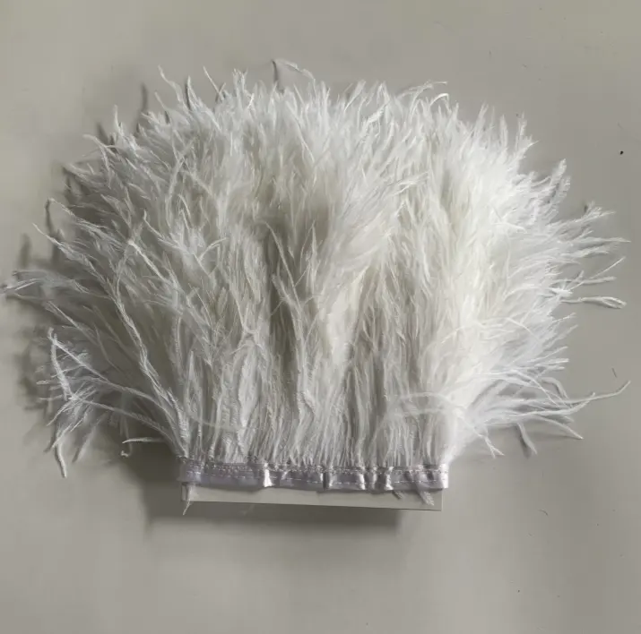 Hot selling high Quality 3ply ostrich feather fringe white colorway for wedding and party