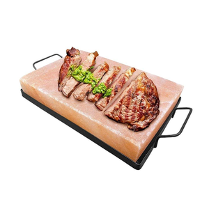 Placa de Sal del Himalaya Naturalmente Antimicrobiana 8x4x1 pulgadas, Segura para Alimentos, para Asar, Curar y Grillar - Product Image 1