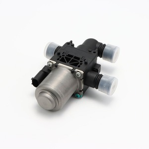 Bomba de calefacción Land Rover LR016848 24-48V DC para Range Rover Sport, fácil instalación - Product Image 1