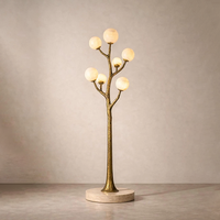 Lampadaire sculptural en laiton en forme de branche avec base en marbre, design moderne nordique rétro, pour hôtel, maison et décoration commerciale