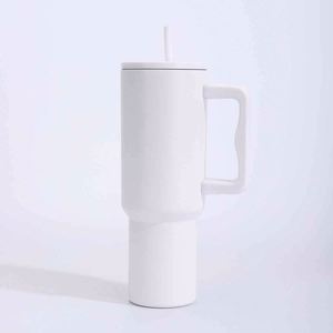 Gobelet isotherme en acier inoxydable de 40 oz, design moderne avec poignée et couvercle, isolation thermique anti-fuite - Product Image 2