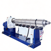 Machine d'extrudeuse à double vis pour la ligne de production de passerelles antidérapantes d'extrusion de poudre de granules