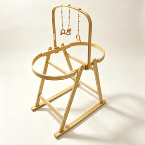 Support de berceau Moïse en bois naturel avec <span class=keywords><strong>base</strong></span> à bascule et barre d'activités pour bébé, pour berceau Moïse - Product Image 1