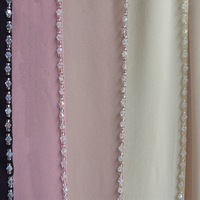 Écharpe en Chiffon Premium Ornée de Pierres et de Chaînes, Idéale pour les Fêtes, avec Strass, Perles et Cristaux, Style Luxe et Tendance, type Hijab