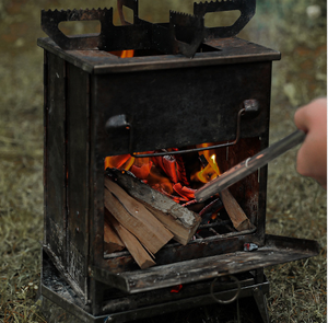 IRONDONKEY Souffleur <span class=keywords><strong>de</strong></span> feu <span class=keywords><strong>de</strong></span> camp pliable en acier inoxydable pour extérieur, avec <span class=keywords><strong>tuyau</strong></span> télescopique et kit allume-feu, 1L 80g - Product Image 3