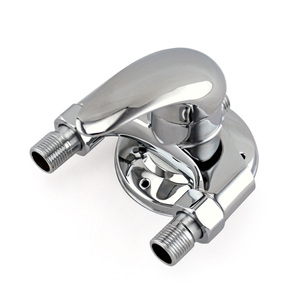 MCBKRPDIO Robinet d'<span class=keywords><strong>eau</strong></span> <span class=keywords><strong>de</strong></span> <span class=keywords><strong>douche</strong></span> <span class=keywords><strong>solaire</strong></span> à poignée unique en alliage <span class=keywords><strong>de</strong></span> zinc poli chromé pour <span class=keywords><strong>pluie</strong></span> Céramique - Product Image 3