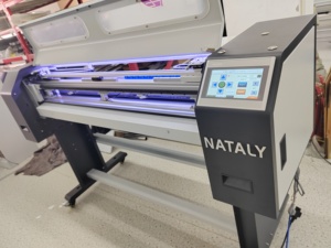 Machine de découpe numérique manuelle 1,6 m XY pour papier peint, affiches et rouleaux – Modèle Nataly NDL-1300/1600 - Product Image 4