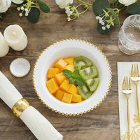 Bols jetables élégants en plastique blanc avec bordure perlée dorée 13,9 cm/18,1 cm pour mariages, traiteurs, banquets, fêtes, restaurants