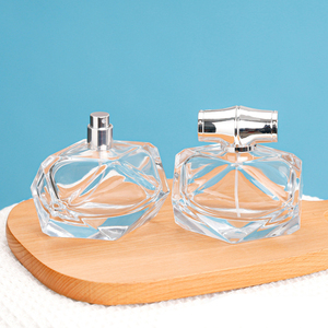 Factory Off-The-Shelf Perfume Dispenser Bottle High-End Vintage 15 Screw Cap 80ml Square Special-Shaped Pressed Fine <b>Spray</b> - Product Image 1