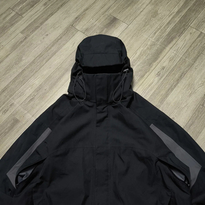 Custom logo <strong>Black</strong> Men's Lightweight Waterproof Jacket Wholesale Softshell Jacket Factory <strong>Windbreaker</strong> - Product Image 4