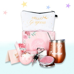 Vente en gros d'ensemble de cadeau d'anniversaire de mode pour les femmes mère petite amie soeur tante collègue lui donner Unique Spa panier cadeau ensemble de bain - Product Image 4